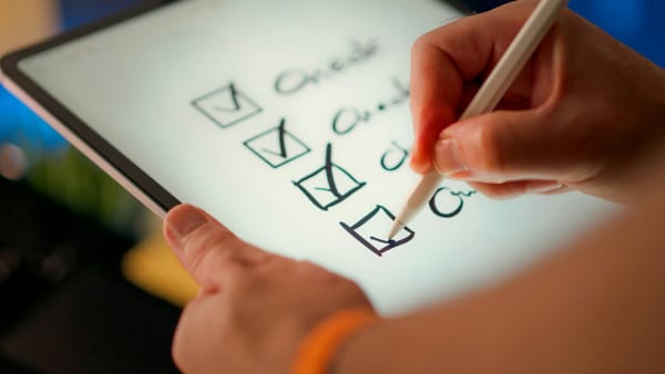 When to Use Workflows, When to Use Agents